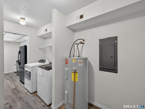 23 Chase Oak Court Groton CT 06340