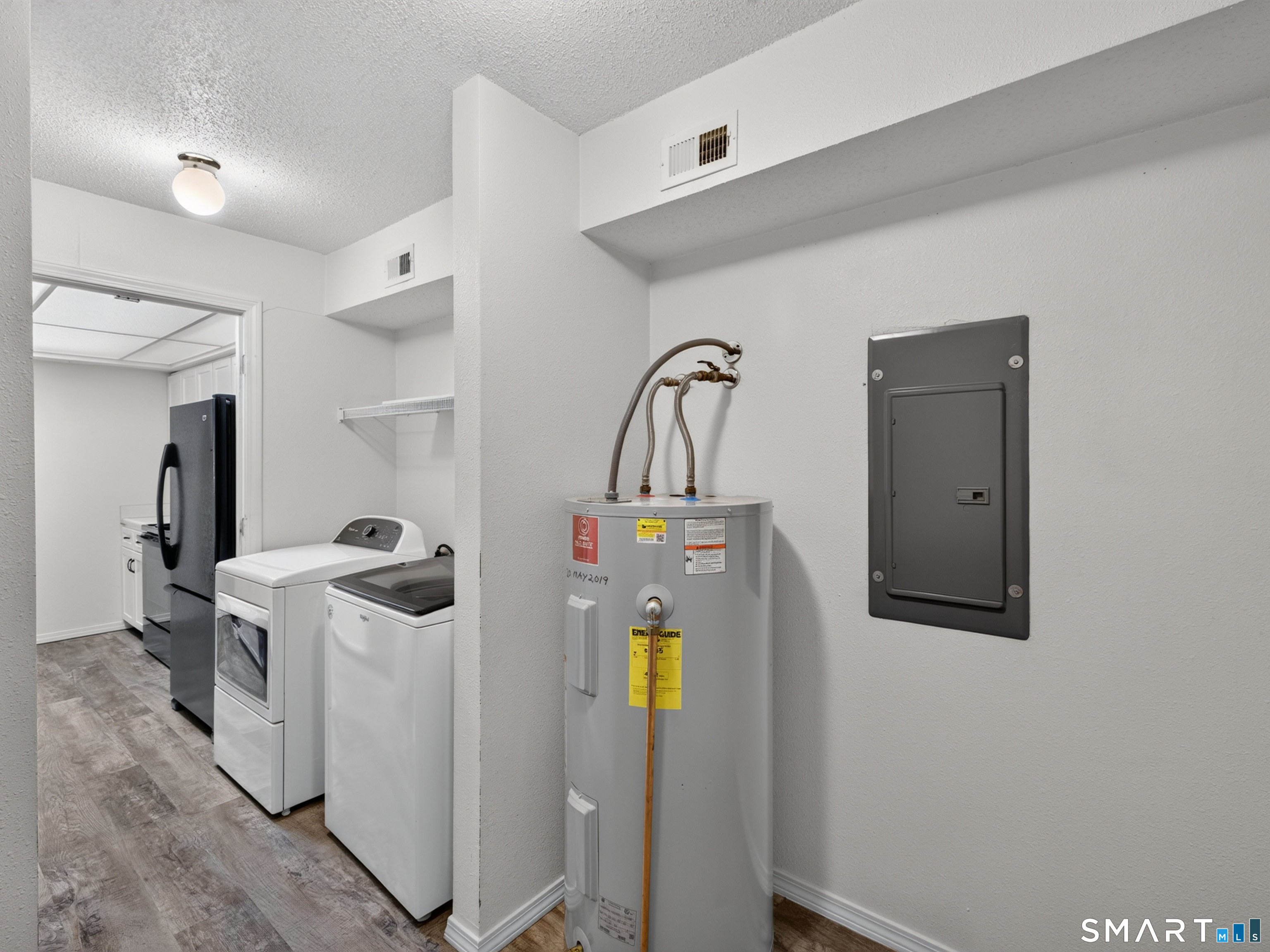 23 Chase Oak Court Groton CT 06340