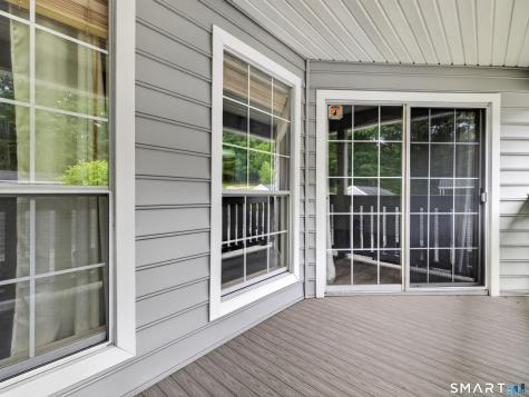 23 Chase Oak Court Groton CT 06340