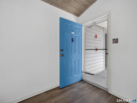 23 Chase Oak Court Groton CT 06340