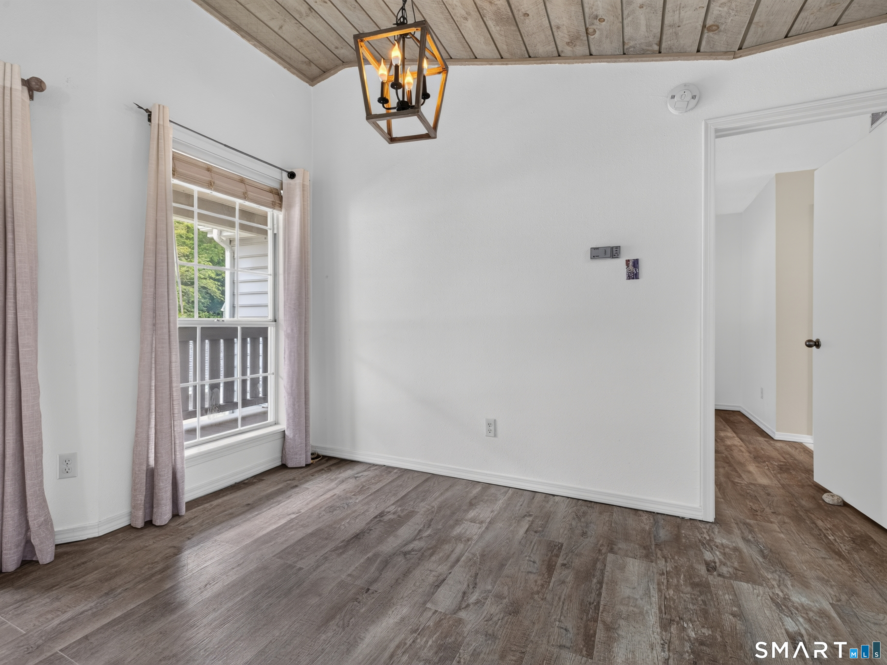 23 Chase Oak Court Groton CT 06340