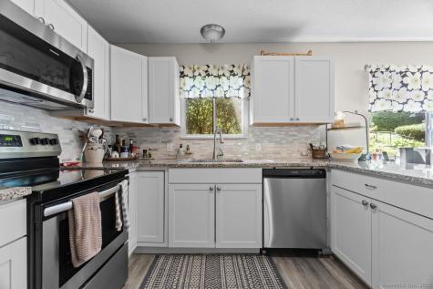 277 Heritage Village Southbury CT 06488