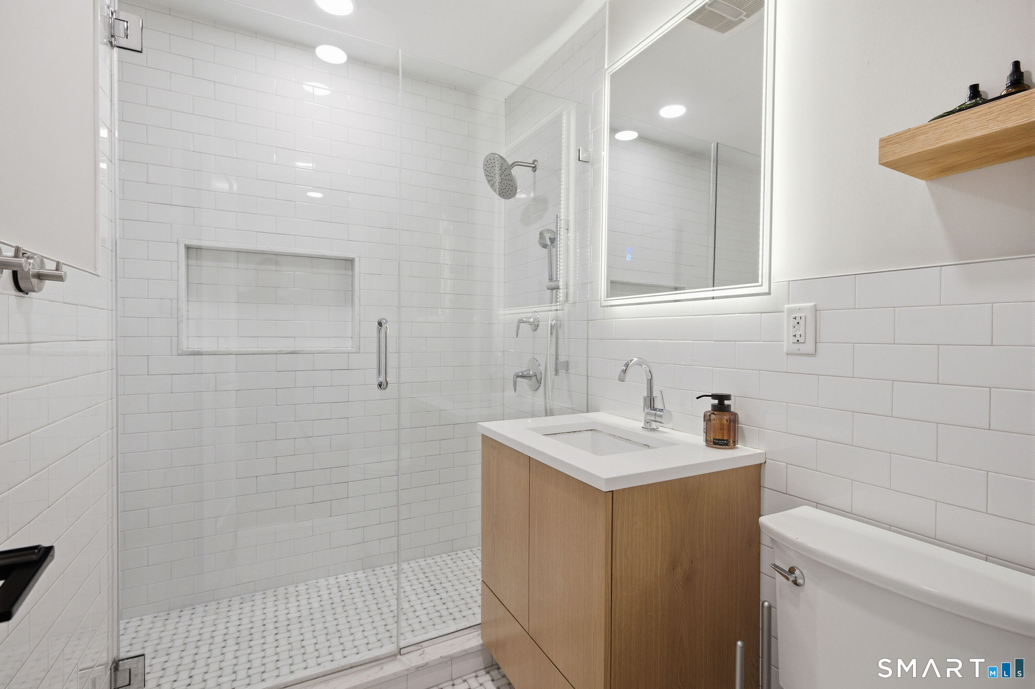 201 Highview Avenue Stamford CT 06907