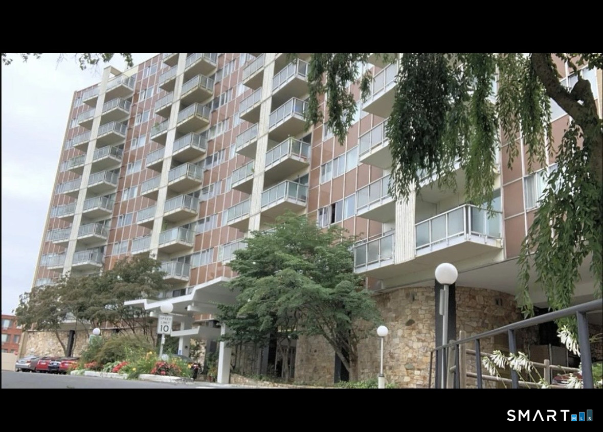 30 Woodland Street Hartford CT 06105