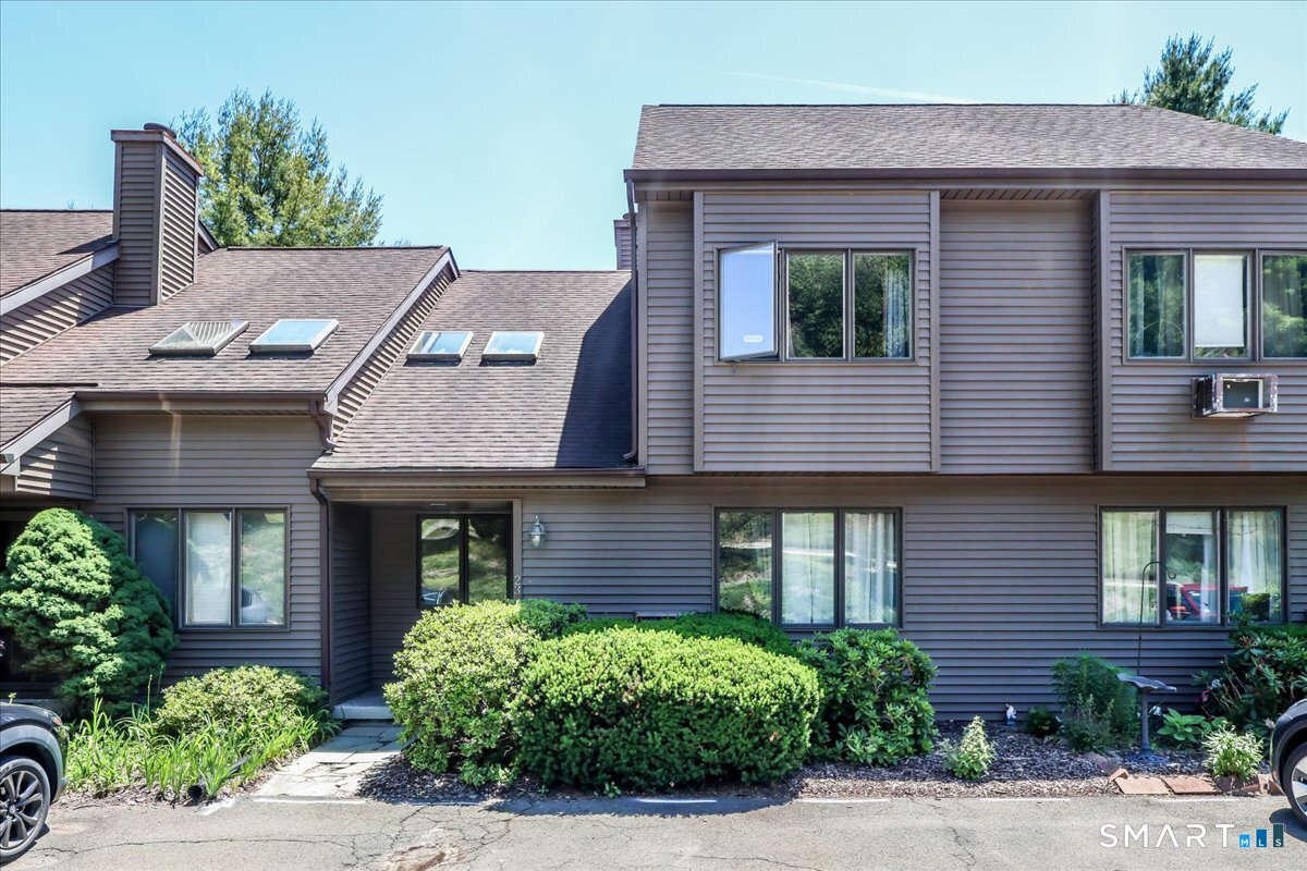 23 Twin Oaks New Milford CT 06776