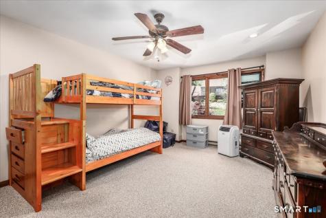 23 Twin Oaks New Milford CT 06776