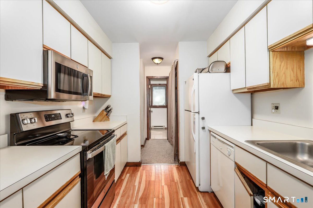 23 Twin Oaks New Milford CT 06776