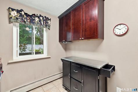 65 Westridge Road New London CT 06320
