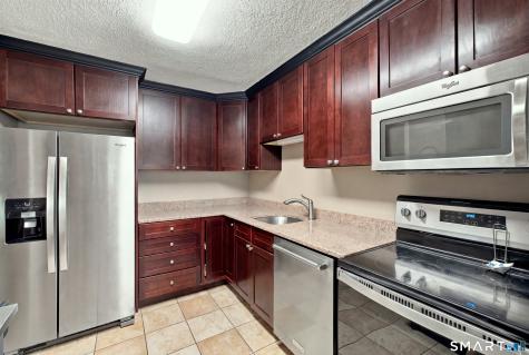 65 Westridge Road New London CT 06320
