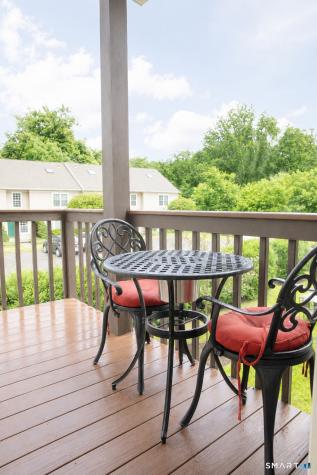 74 Glen Ridge Court New Milford CT 06776