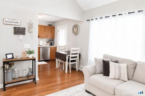 74 Glen Ridge Court New Milford CT 06776