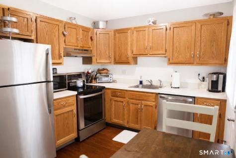 74 Glen Ridge Court New Milford CT 06776