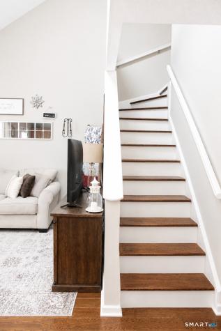 74 Glen Ridge Court New Milford CT 06776
