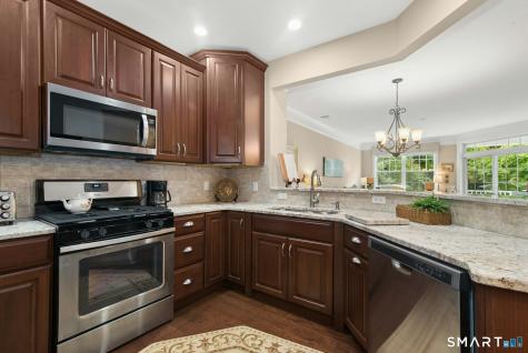 623 Brookside Court Newtown CT 06470