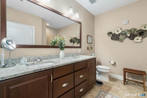623 Brookside Court Newtown CT 06470