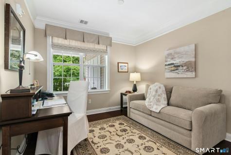 623 Brookside Court Newtown CT 06470