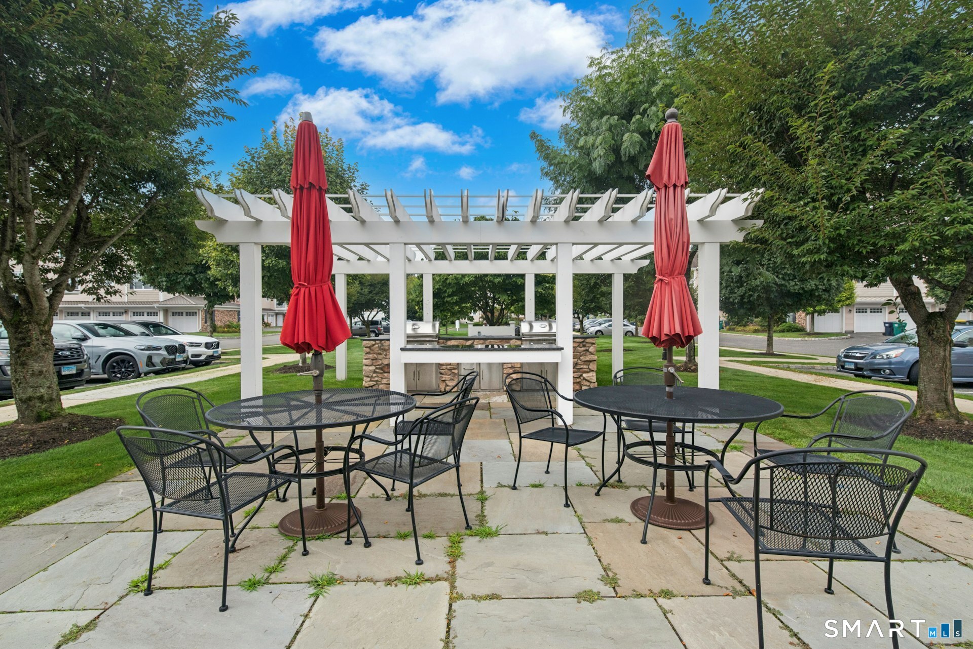 623 Brookside Court Newtown CT 06470