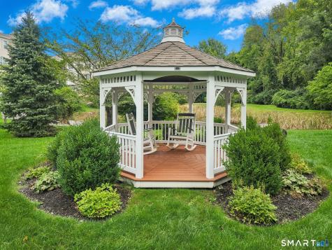 623 Brookside Court Newtown CT 06470