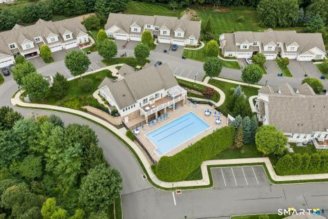 623 Brookside Court Newtown CT 06470