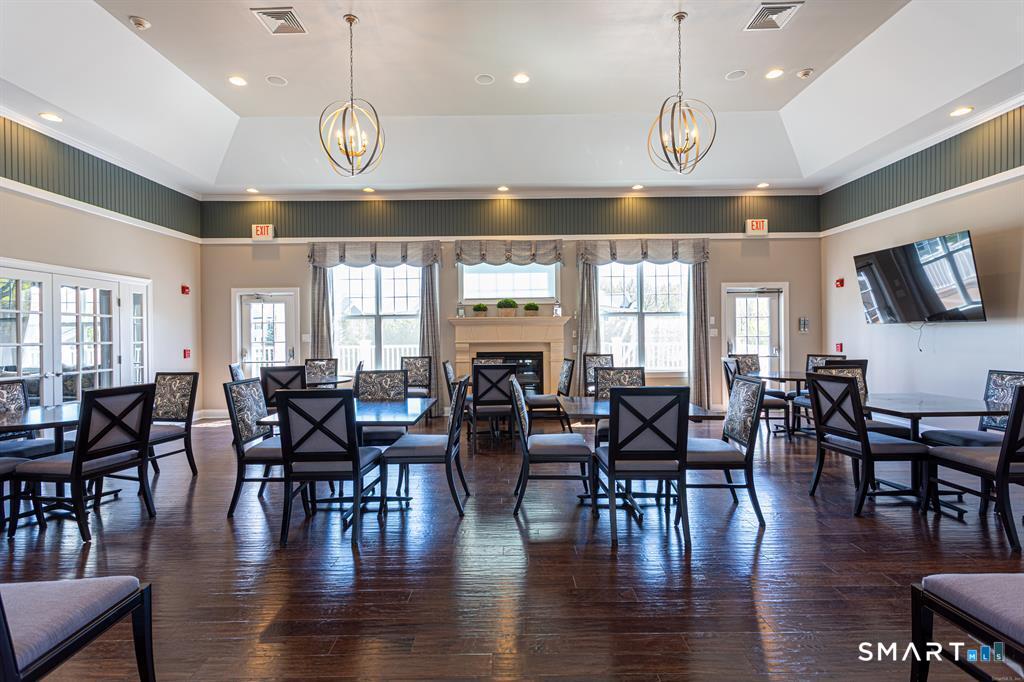 623 Brookside Court Newtown CT 06470