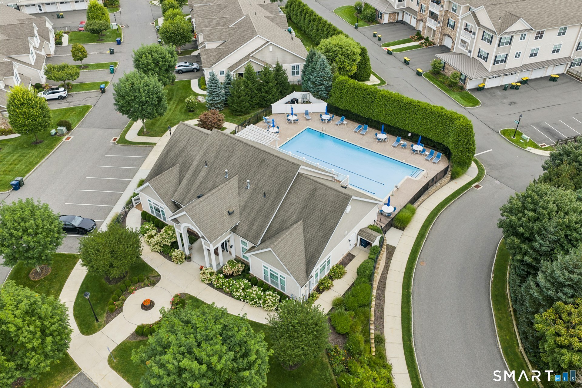 623 Brookside Court Newtown CT 06470