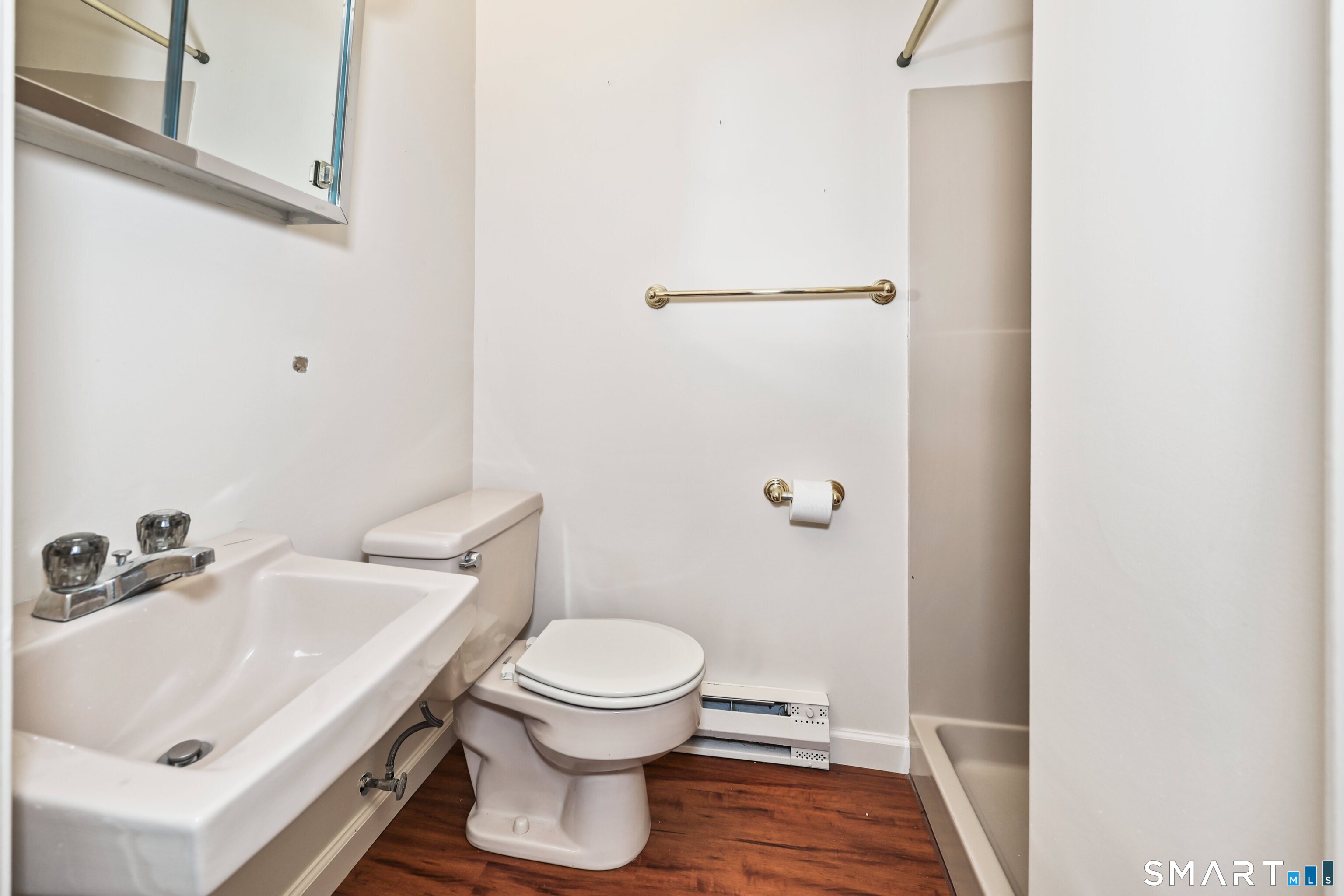 123 Queens Road Torrington CT 06790