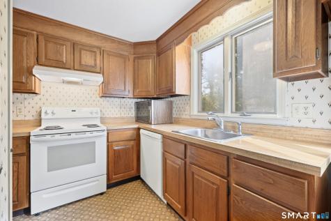 157 Brighton Circle Windsor CT 06095