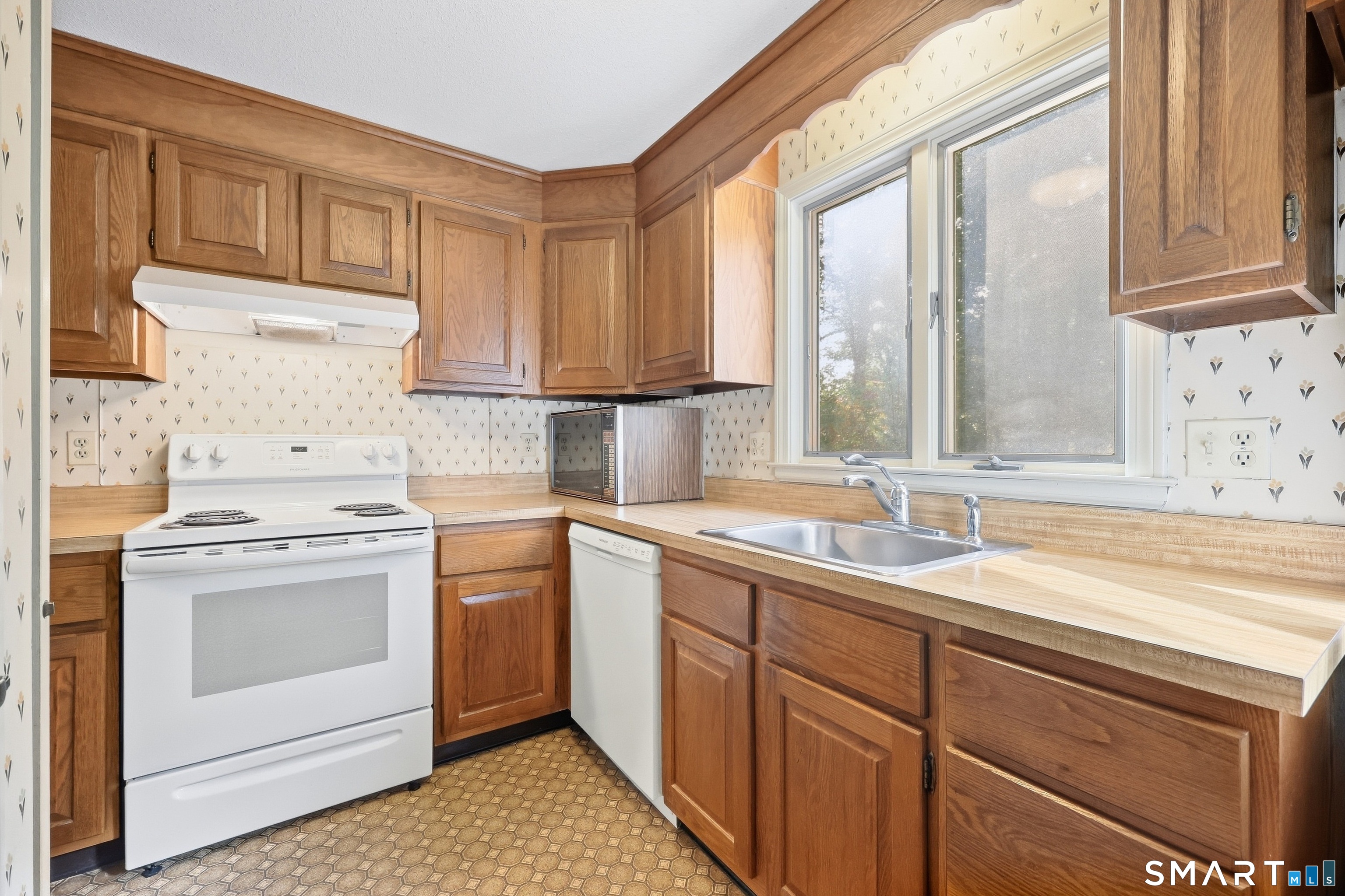 157 Brighton Circle Windsor CT 06095