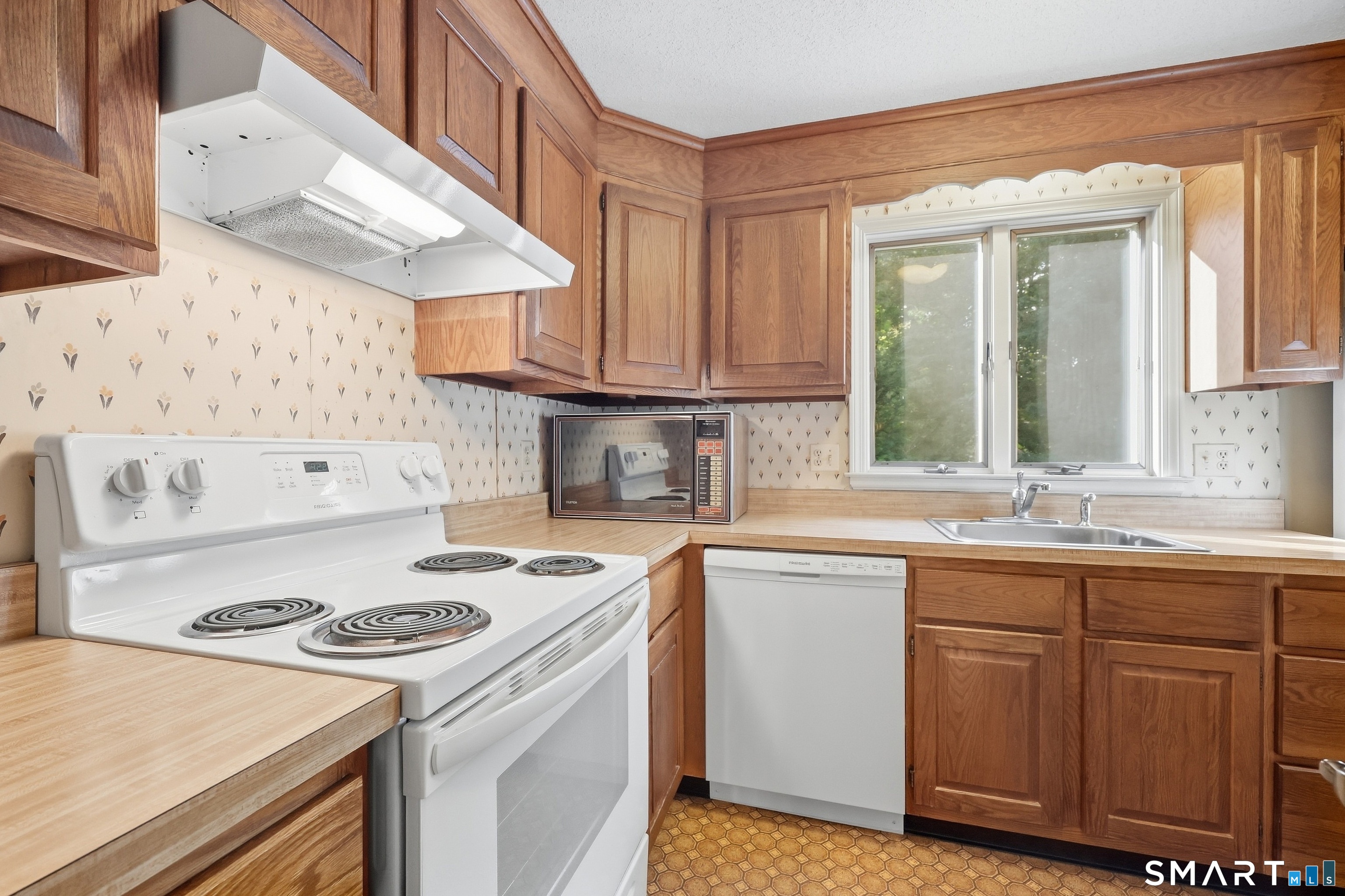 157 Brighton Circle Windsor CT 06095