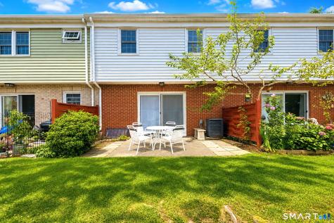 162 Penn Common Milford CT 06460