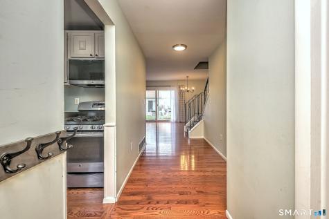162 Penn Common Milford CT 06460