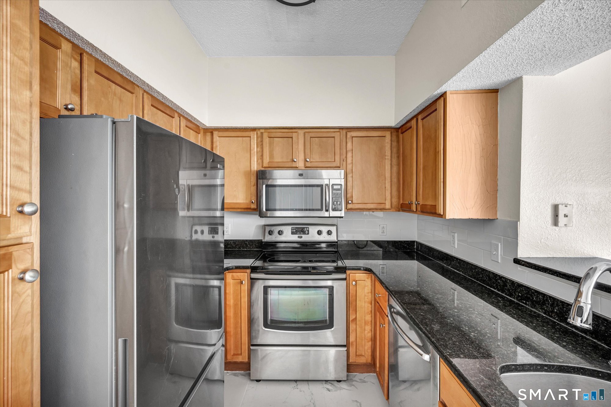 31 High Street East Hartford CT 06118