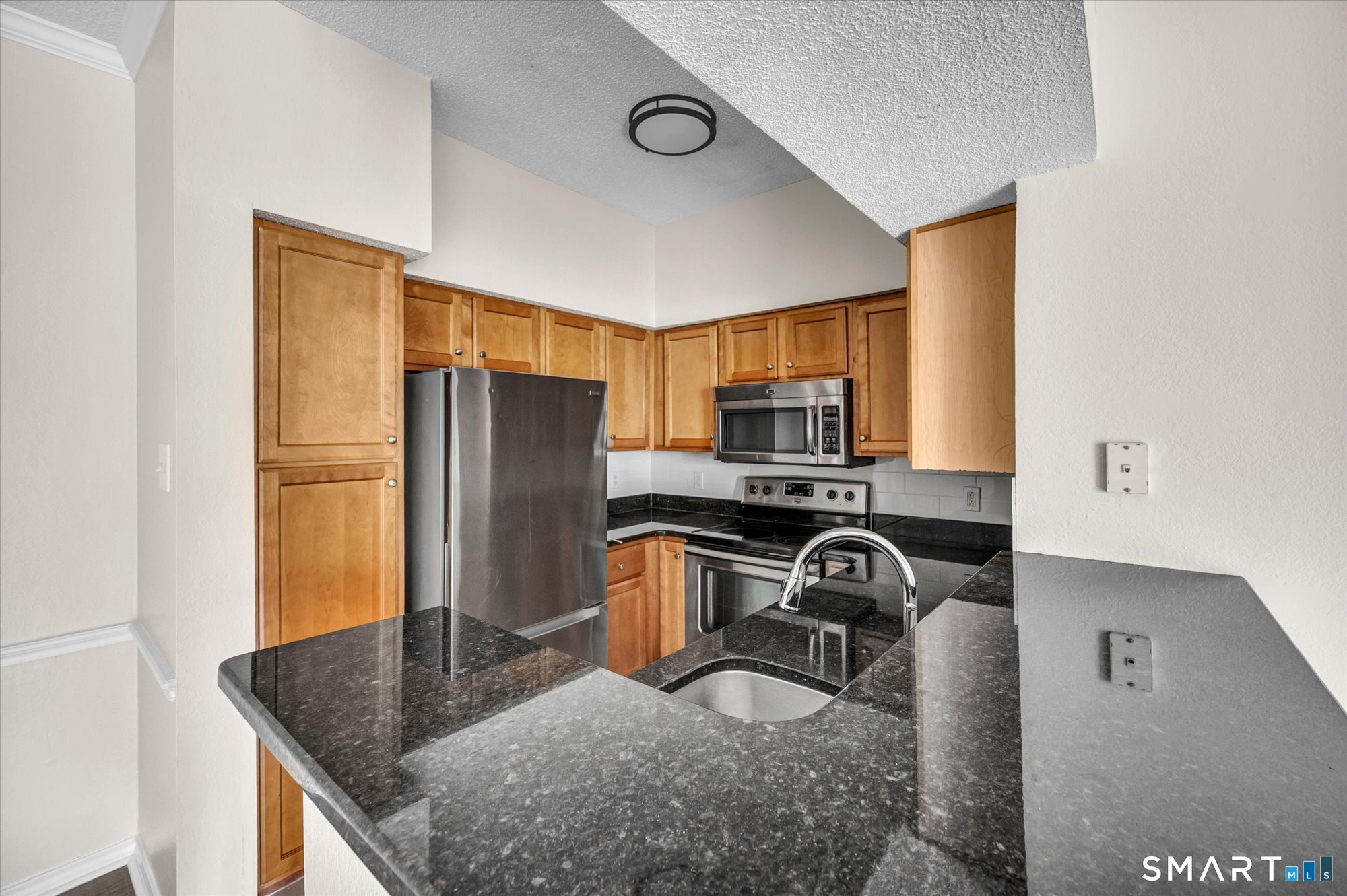 31 High Street East Hartford CT 06118