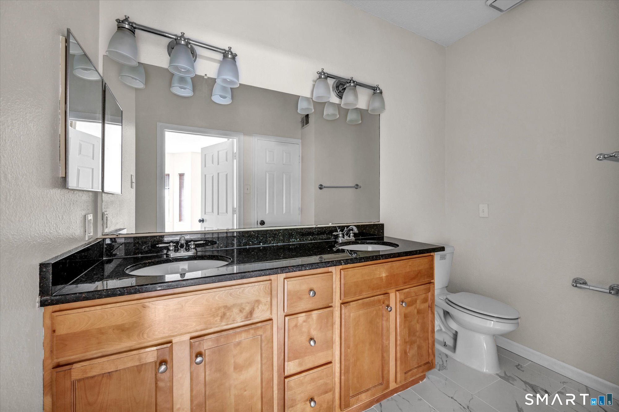 31 High Street East Hartford CT 06118