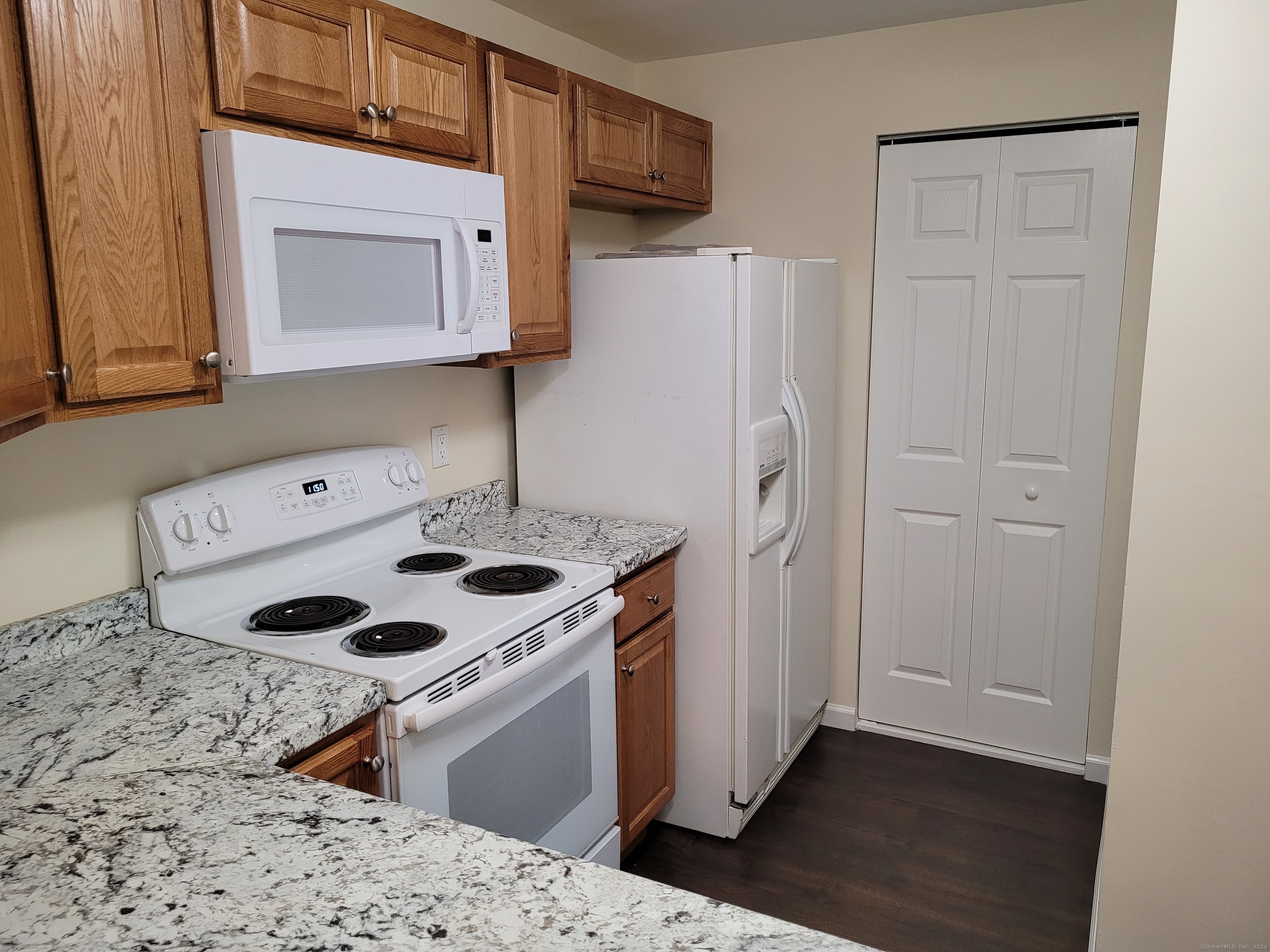 73 Park Avenue Danbury CT 06810