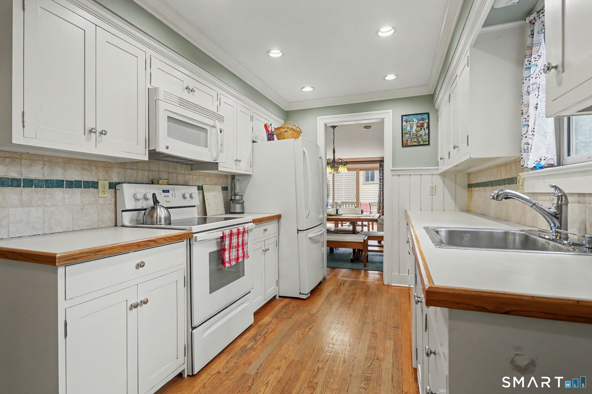 41 Happy Hollow Circle Stratford CT 06614