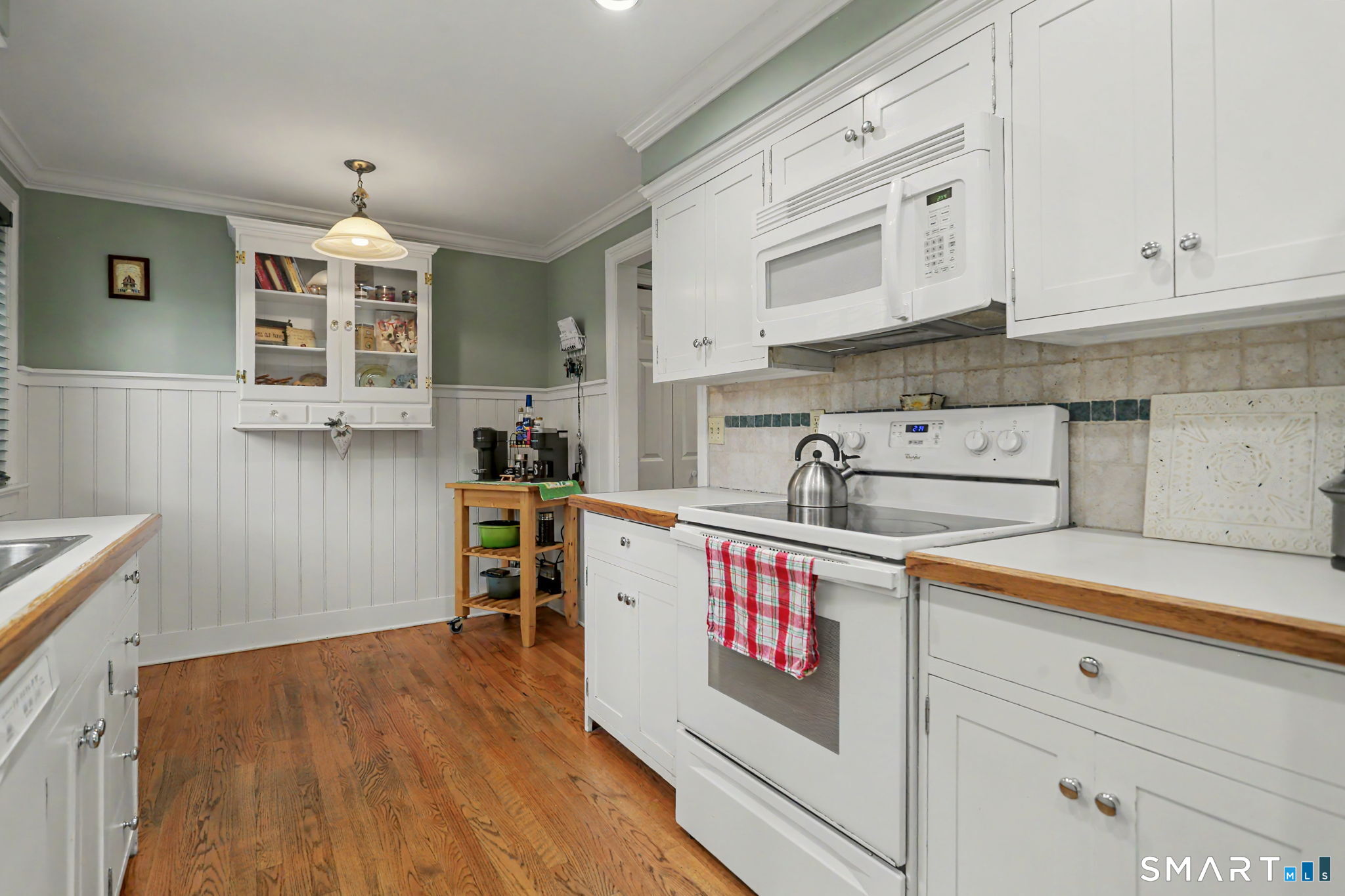 41 Happy Hollow Circle Stratford CT 06614