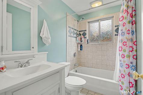41 Happy Hollow Circle Stratford CT 06614