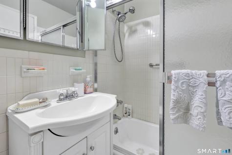 2625 Park Avenue Bridgeport CT 06604