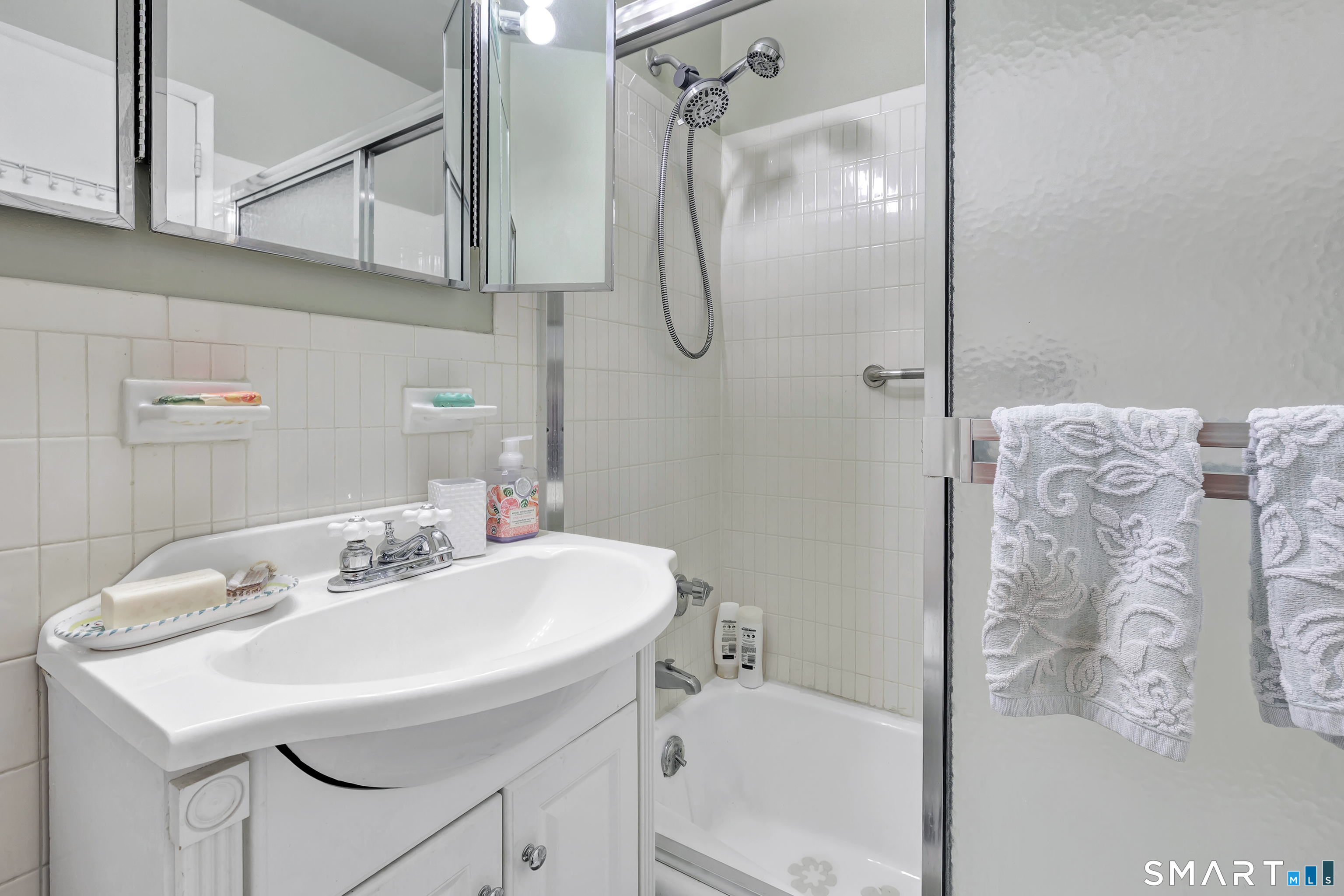 2625 Park Avenue Bridgeport CT 06604