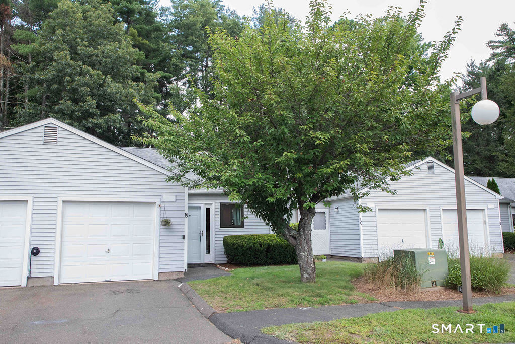 8 Knoll Lane Simsbury CT 06089
