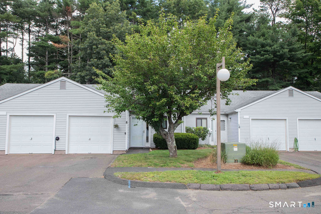 8 Knoll Lane Simsbury CT 06089