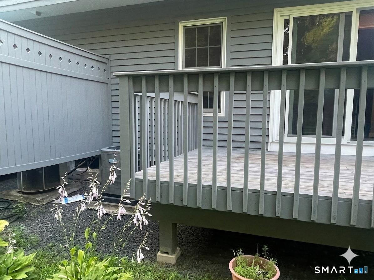 11 Riverview Drive East Windsor CT 06088