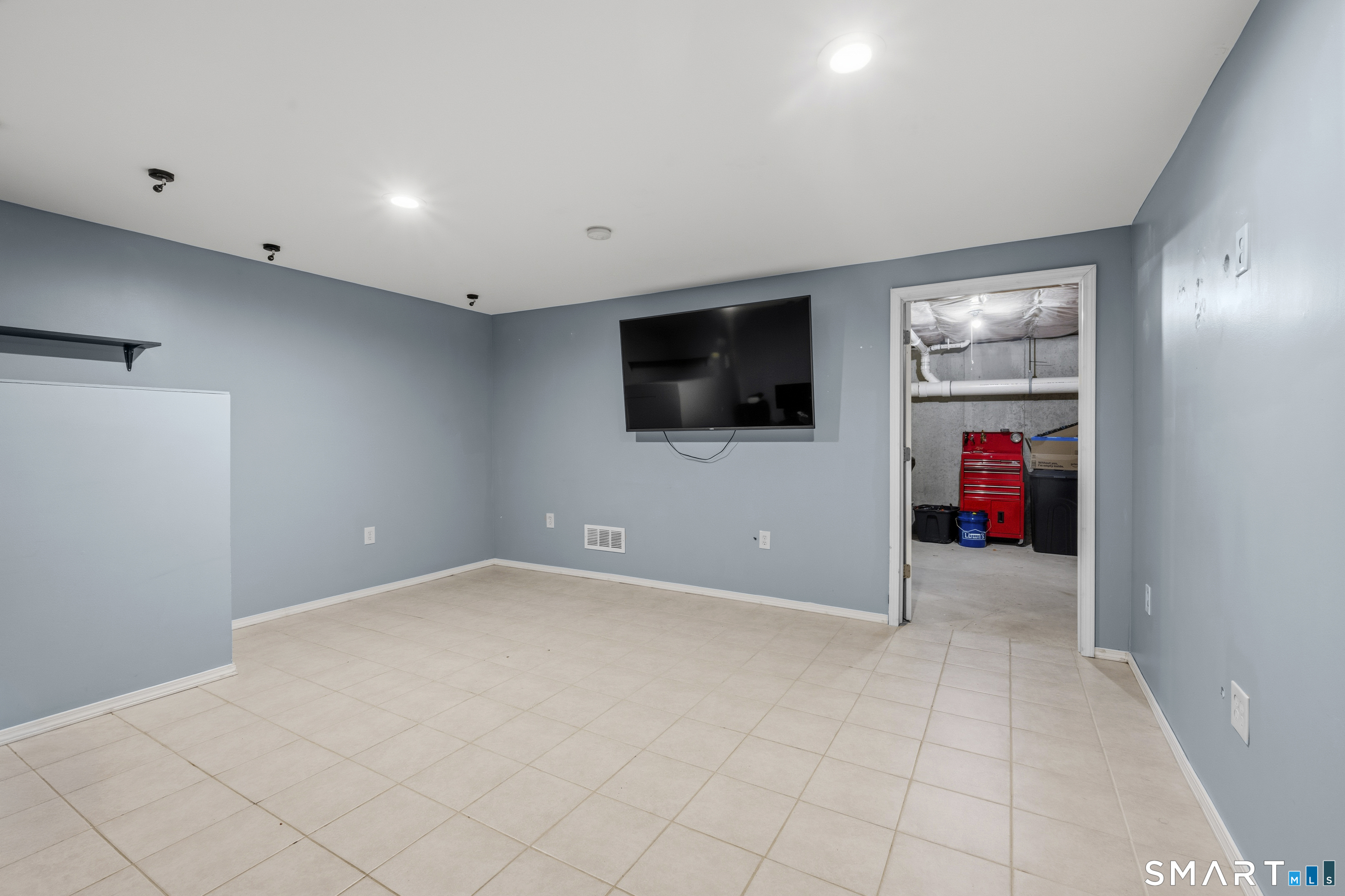 10 Cathcart Drive Griswold CT 06351