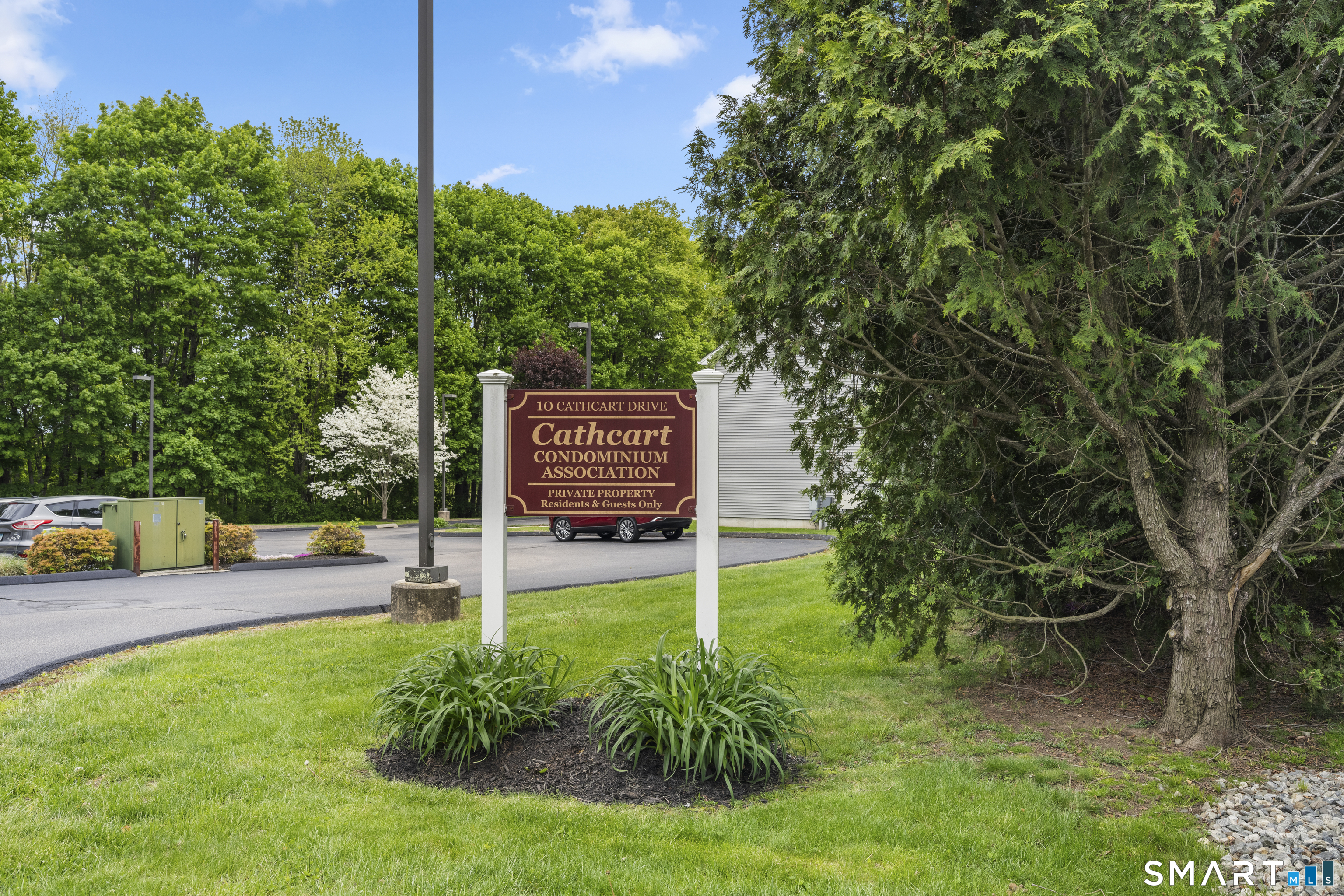 10 Cathcart Drive Griswold CT 06351