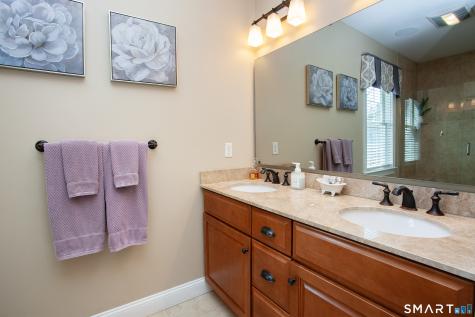 37 Bantry Road Simsbury CT 06070