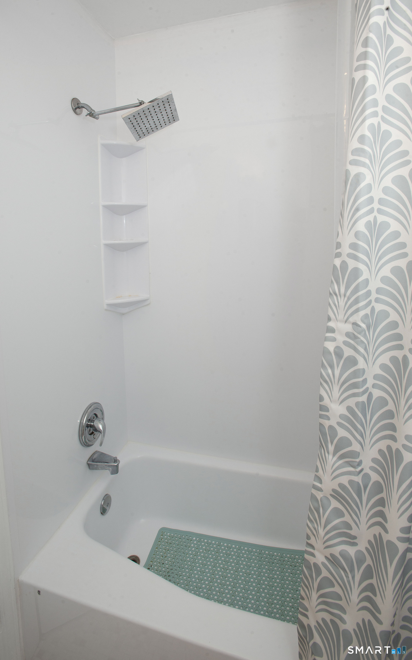 32 East Hills Drive New Canaan CT 06840