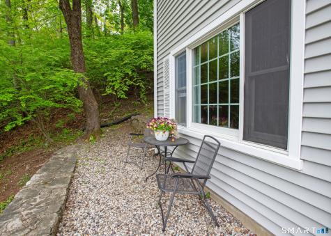 32 East Hills Drive New Canaan CT 06840