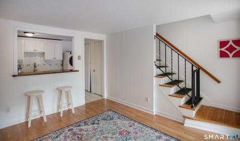 32 East Hills Drive New Canaan CT 06840