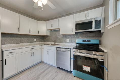 118 Sheraton Lane Norwich CT 06360